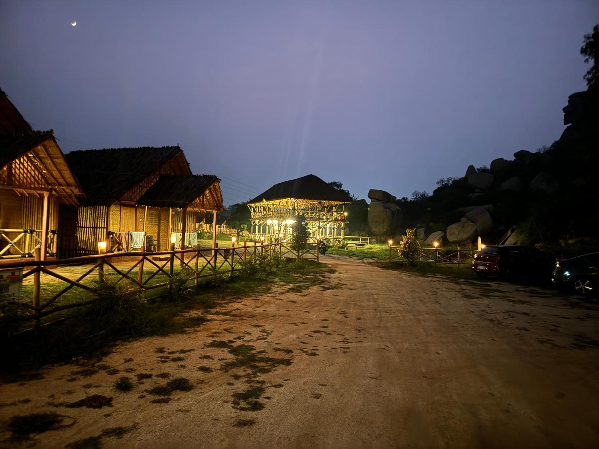 Hill Stone View Hampi Hotel Luaran gambar