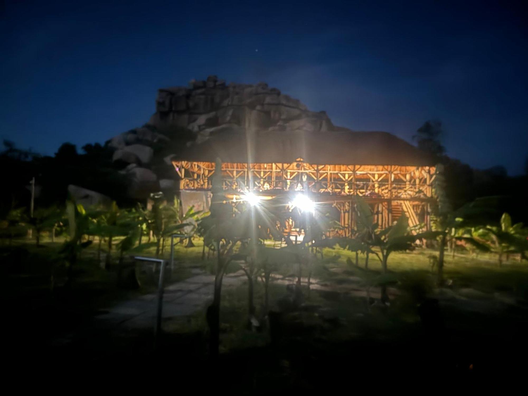 Hill Stone View Hampi Hotel Luaran gambar
