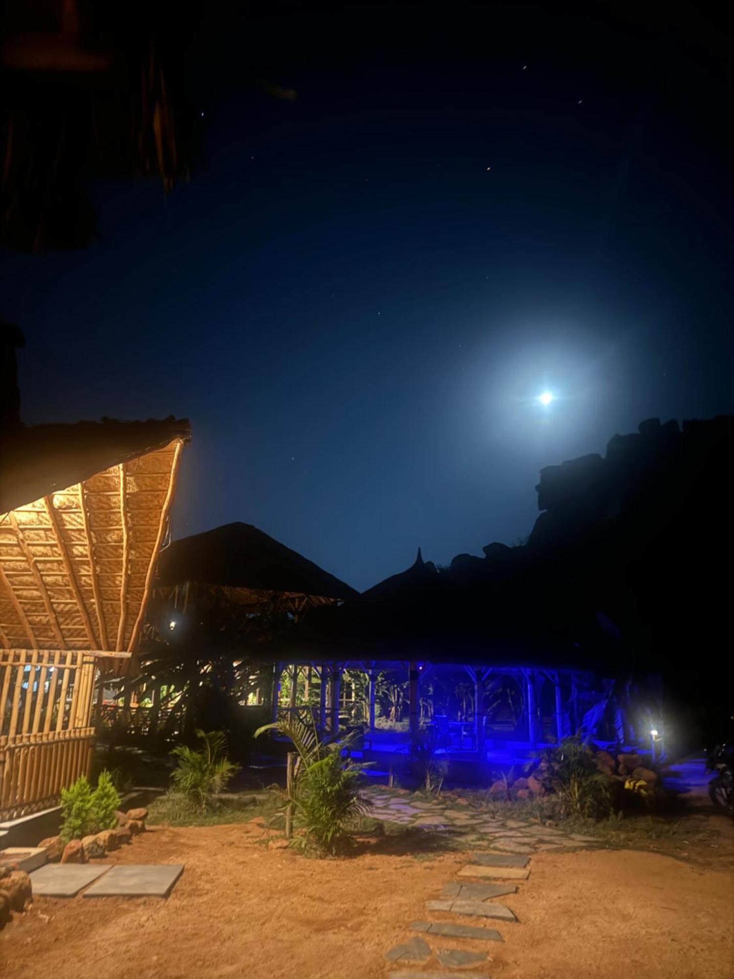 Hill Stone View Hampi Hotel Luaran gambar